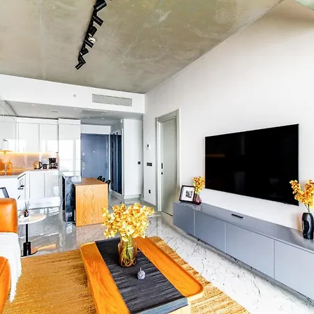 Chic And Scenic Studio Flat In Sisli Διαμέρισμα
