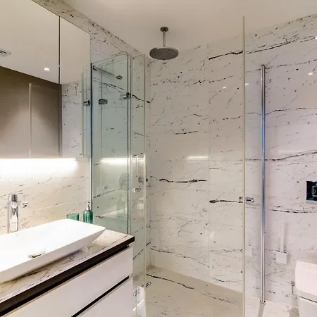 Chic And Scenic Studio Flat In Sisli Κωνσταντινούπολη